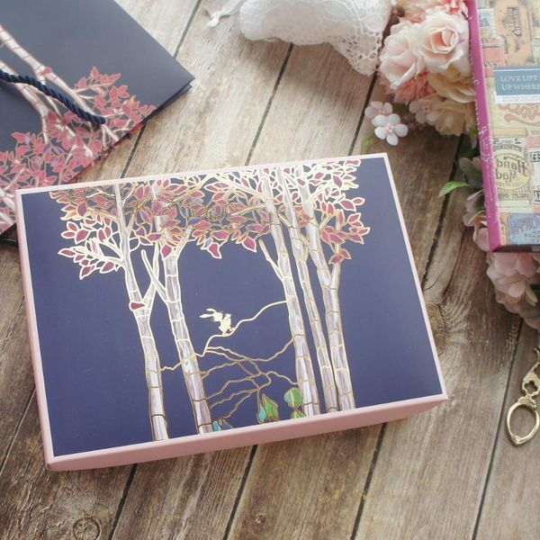 

5pcs gold mr picking mushrooms paper box as macaron chocolate cookie wedding holiday birthday party gifts packaging