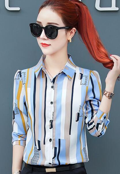 

2020 new autumn and winter add fleecy shirt female edition fashionable stripe to bump color chiffon makes a shirt, White