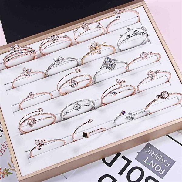 

мода окѬй бѬале коѬейкий гоѬнй Ѭђал манже бѬале каева вели, White