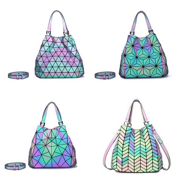 

2020 new luxury women men bags famous designers handbags classic waistbag chest bag lady tote shopping bag laser bag #651