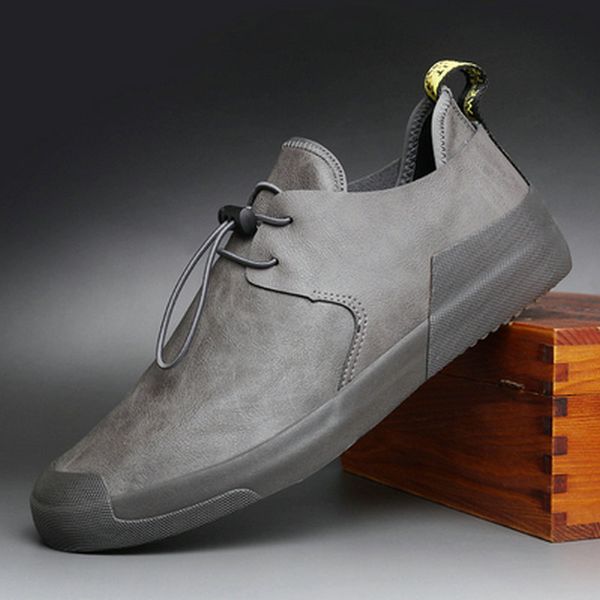 

fashion men flats vulcanized shoes zapatos de hombre black zapatillas men casual shoes leather sneakers a11-56