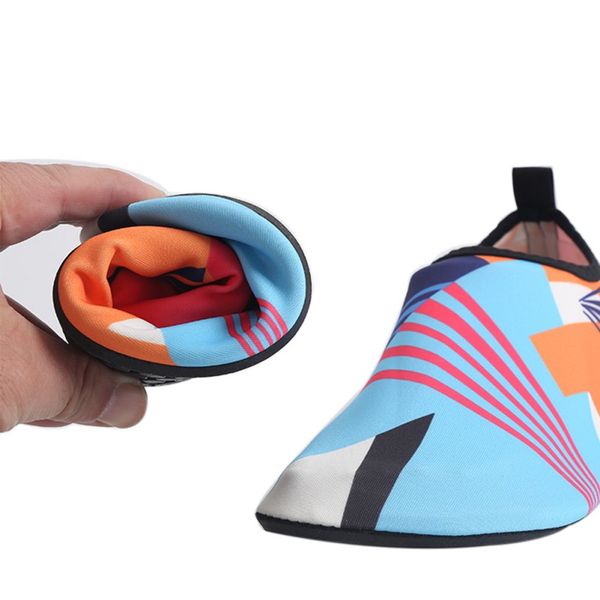 

2019 вода обувь мужчины женщины пляж кемпинга обувь для взрослых унисекс flat soft walking йога тапки