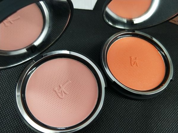 

2019factory direct new makeup face 6g sheertone blush2 different colors