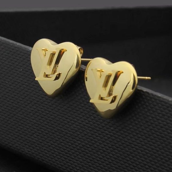 

new fashion luxury designer stud earrings for women jewelry silver color gold love heart titanium steel earrings for party gift wholesale, Golden;silver