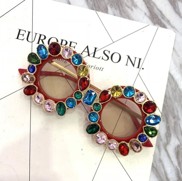 

sunglasses men women retro vintage sunglasses for women luxury crystal diamond oversize women glasses uv400 1689, White;black