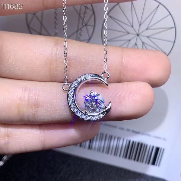 

moissanite super popular styles, necklaces, ladies'party play. 925 pure silver