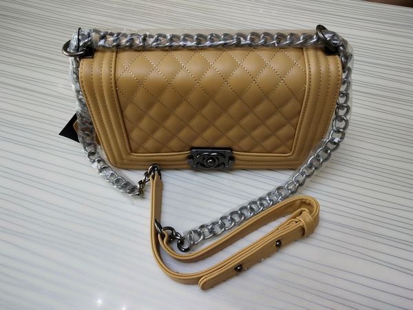

13 tyle for pick very popular recently ell 2019 woman golden chain tote houlder bag 8886 apricot ilver chain