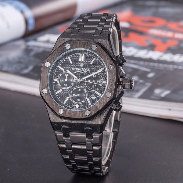

Audemar piguet ap 44mm royal oak off hore watch fu ed with ceramic watch ring and quot mÃ©ga tapi erie quot uper lattice decorated new