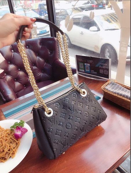 

2019 classic totes bags womens bag designers handbags designers luxury handbags purses luxury clutch bags leather shoulder bag-010