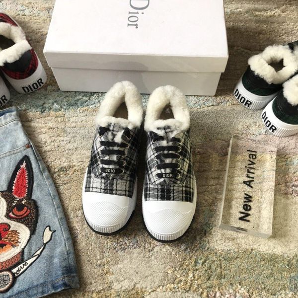 

2019 new, autumn and winter, can be used with d family ins flat casual shoes, women's wool plaid canvas flat sports shoes 4888, Black