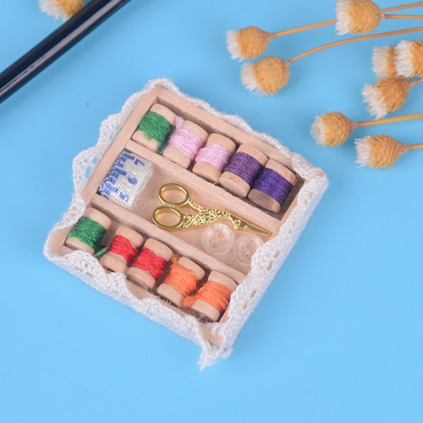 

1:12 1:12 mini sewing machine sewing box with needle scissors kit simulation home furniture dollhouse miniature accessories