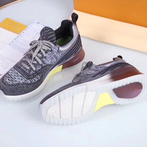 

chain reaction 2020 luxury designer sports shoes fashion casual shoes men and women lightweight stretch knit shoes 35-45, Black