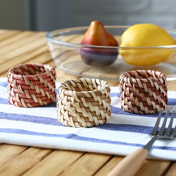 

10pcs simple green hand-woven rattan napkin ring american special l napkin buckle l restaurant ring collectibles