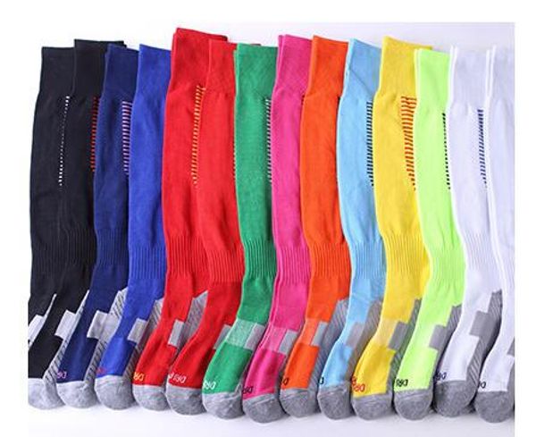 Yetişkin çocuk kaymaz diz futbolcu çorapları kalınlaşmış havlu alt uzun tüp çorap rahat aşınmaya dayanıklı spor çorapları toptan