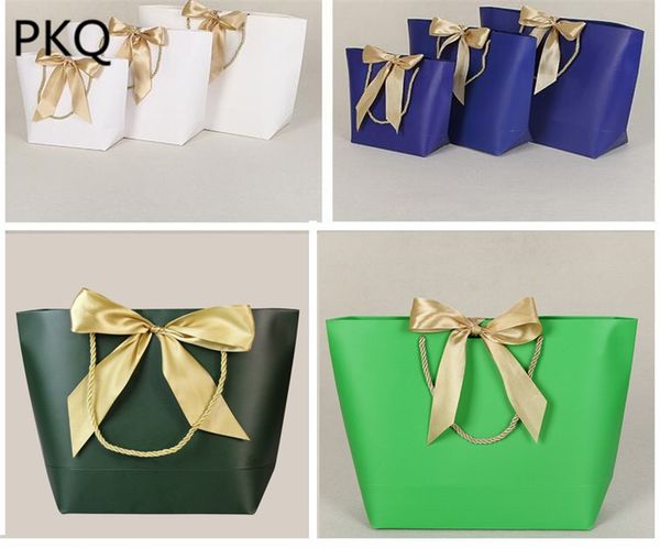 

20pcs new arrival paper bags for gifts/cosmetics present bag with ribbon gift bag with handles new year/valentine's day supplies