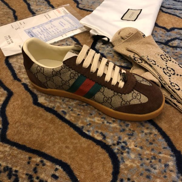 

2020 new g2t high-quality women's casual sports shoes socks shoes couple models, fashionable wild flat shoes, box number 38-45