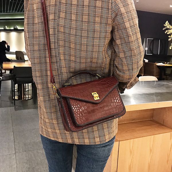 

vintage crocodile pattern crossbody bag women shoulder bags alligator pu leather messenger bag ladies purses flap
