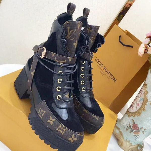 louis vuitton womens desert boots