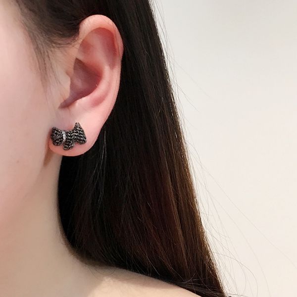 

Cute puppy with sparkling zircon S925 silver needle Earrings