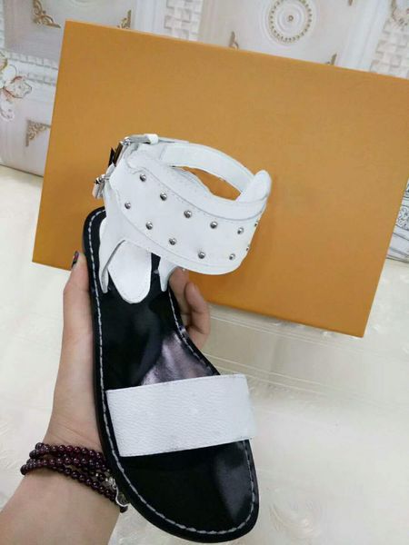 

europe and the united states new plastic chain beach shoes candy color jelly sandals chain flat bottomed out sandals35-44, Black
