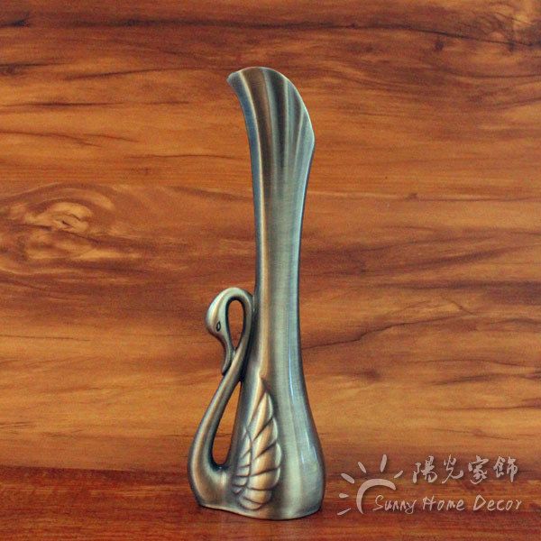 

small size height 17cm vintage home decor metal vase swan design pewter color tableart decoration