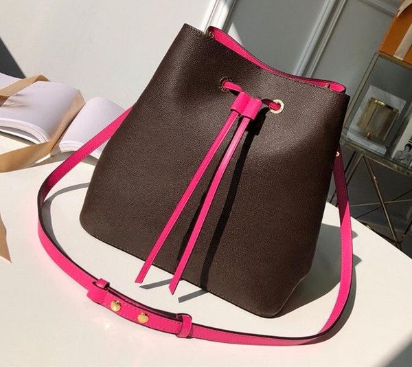 

2019 красный старый цветок новый корейский сумка девушка цвет ведро косой одно плечо сумка печати южный ветер m43570