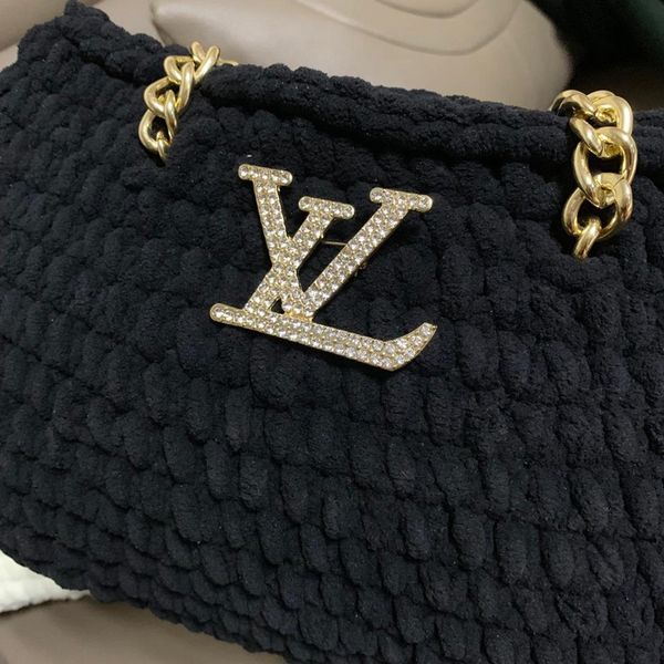 

Pinos, Pregadeiras panmax