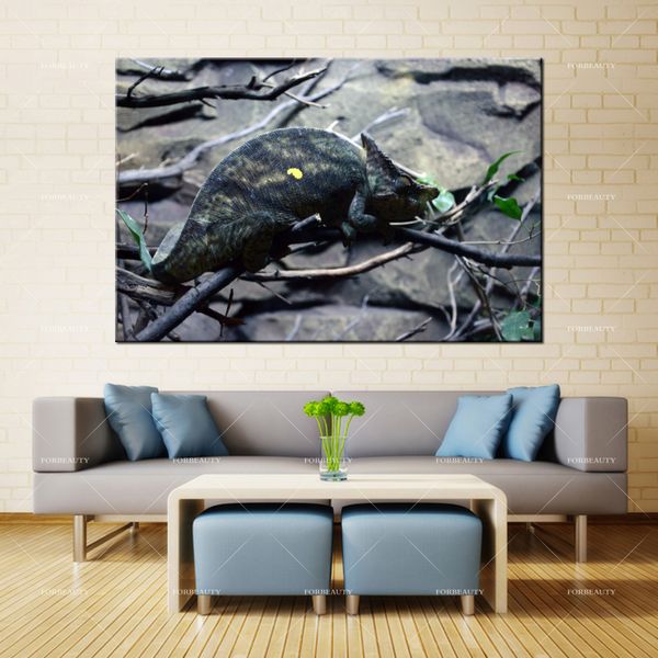 

forbeauty canvas painting wall art chameleon_reptile_camouflage_branch spray printing waterproof ink home decor