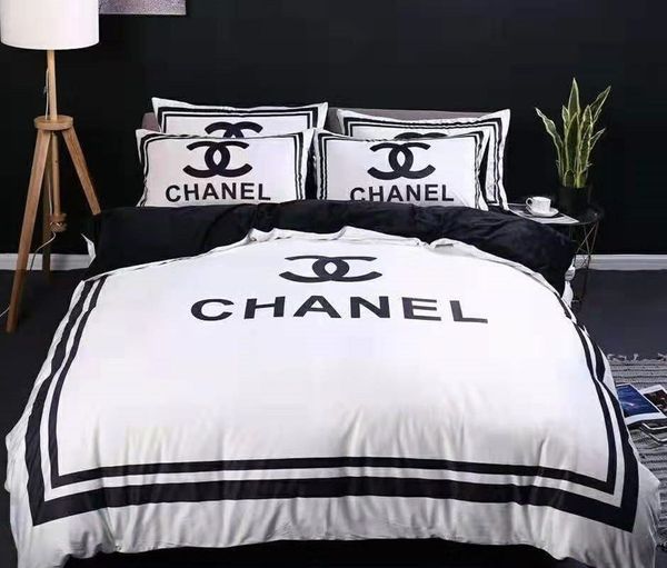 

exquisite bedding flannel brand bedding ladies letter print quilt men's home bedroom 100% soft cotton home quilt cover sheet pillowcase