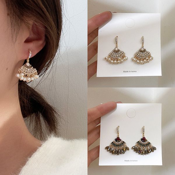 

2019 вентилятор форма жемчуг циркон кристалл серьги для женщин элегантный ретро блестящий кристалл pendientes мотаться серьги шарм ювелирные, Silver