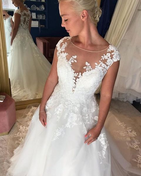 

classy cap sleeve tulle a line wedding dresses scoop neck covered button lace appliques bridal gown robes de mariÃ©e, White