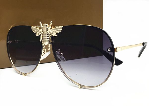 Luxury-2238 Occhiali da sole Uomo Donna Designer di marca Moda popolare Grande stile estivo con le api Lente di protezione UV di alta qualità