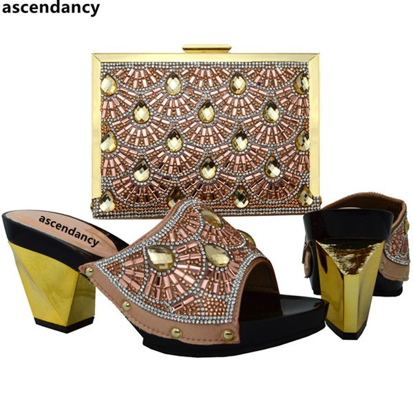 

new arrival champagne color rhinestone wedding shoes nigerian women party shoe and bag sets matching shoes and bag set in heels, Black