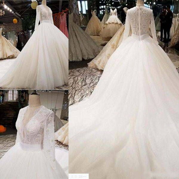 

luxurious v-neck long sleeve a-line wedding dresses beaded tulle satin wedding bridal gowns plus size middle east vestido de novia, White