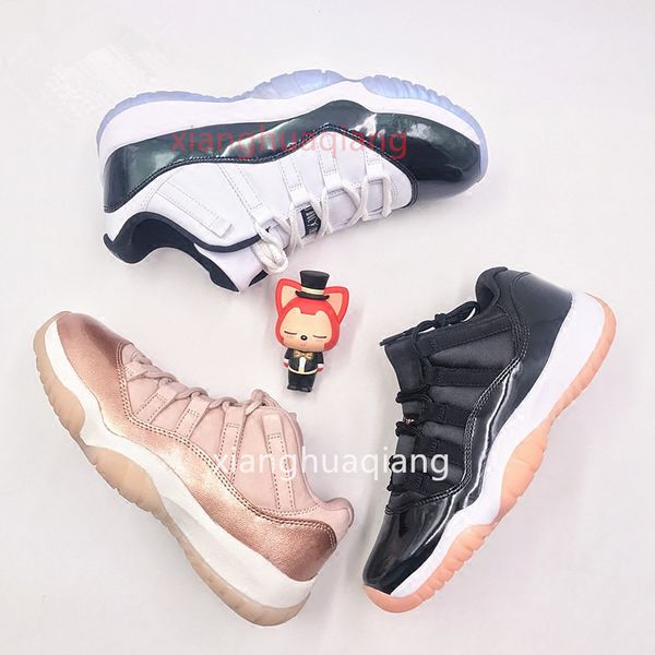 

2019 новые big sale 11 low синий змеиной бред церемонии закрытия военно-морского флота gum баскетбол обувь мужчины 11s unc cherry varsity re