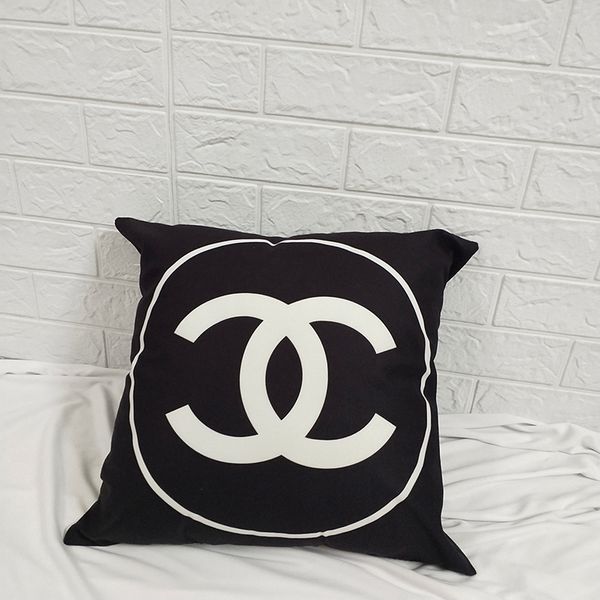 

Новая наволочка европейский стиль 45 * 45 см черная наволочка геометрические буквы плед полосы письма простой диван наволочка