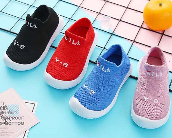 

classic sneaker chaussures enfants fashion smart triple kids shoes platform leather shoes air chaussures shoes011 px553, Black;red