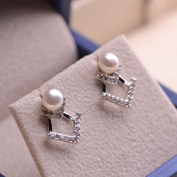 

new fashion women silver 925 stud earrings natural freshwater pearl v shape girls zircon gorgeous ear jewelry wedding brinco, Golden;silver