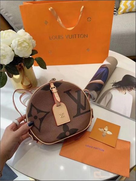 

2019 whole ale de igner handbag tote wallet brand name houlder bag me enger bag fa hion vintage leather b005