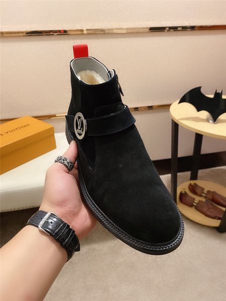 

2020b fashion casual shoes men's boots comfortable thick wool winter warm luxury shoes original box packaging zapatos hombre, Black