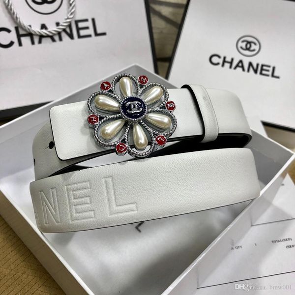 

2019 new pearl crystal buckle ladies belt, fashion casual wild ladies belt, with box ing, Black;brown