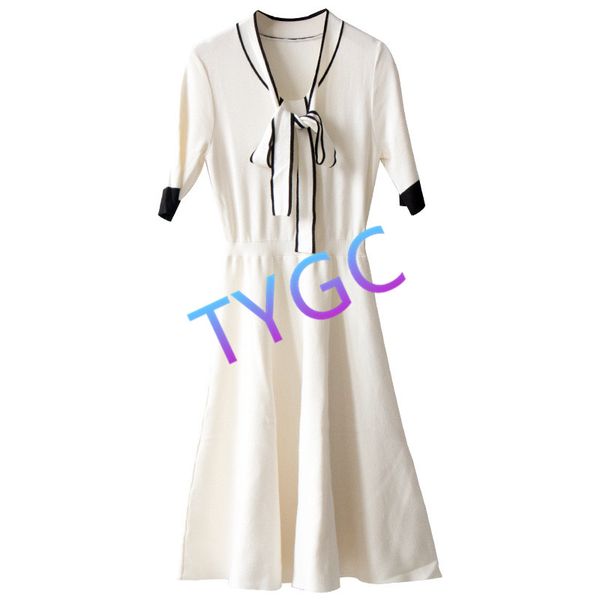 

knitted long dress skirt petticoat underdress simple but elegant v-neck long dress slim-looking women's wear 2 color, Black;gray