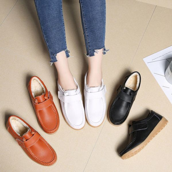 

2019 new autumn and winter leather plus velvet soft bottom warm and comfortable non-slip mom cotton shoes women, Black