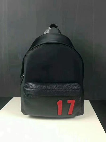 

звезда ой же женкой дизайнеѬкой Ѭоко дам Ѭоконй ол Ѭкзак мода по