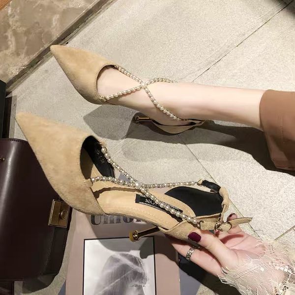 

2019 spring new high-heeled stilettos and pointy single shoes 100 temperament female shoes pearl buckle hollow female sandals, Black