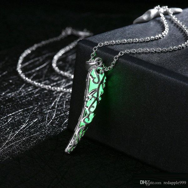 

new silver plated hollow pepper фасонные стили подвеска 3 цвета серебристых светящиеся подвеска ожерелья женщины светящиеся украшения