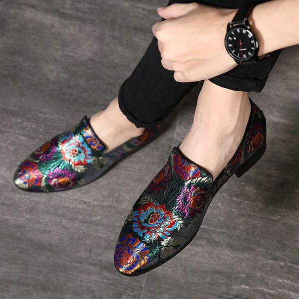 

fashion man casual flats shoes men exquisite embroidery moccasins loafers driving shoes men's flats big size 48 a51-49, Black
