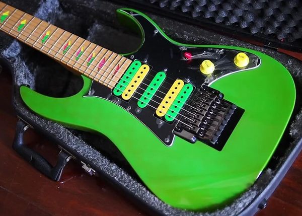 

Uv777 univer e 7 tring teve green electric guitar h h pickup floyd ro e tremolo locking nut di appearing pyramid inlay black hardware