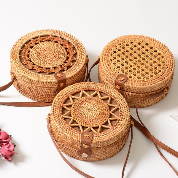 

20x8cm circle handwoven women messenger bags round rattan straw beach crossbody bag good quality bolsa masculina