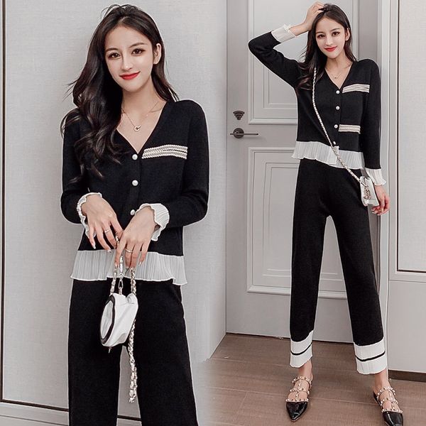 

korean-style casual black v-neck knitted cardigan set female autumn 2019 new style elegant loose pants two-piece set, White